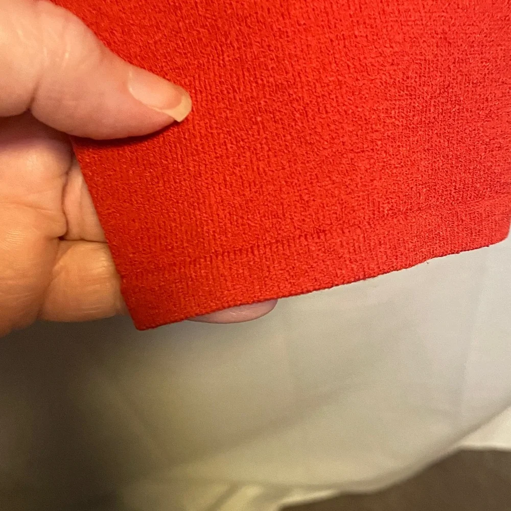 Jones New York Vibrant Red V-Neck Cardigan - Picture 3 of 5